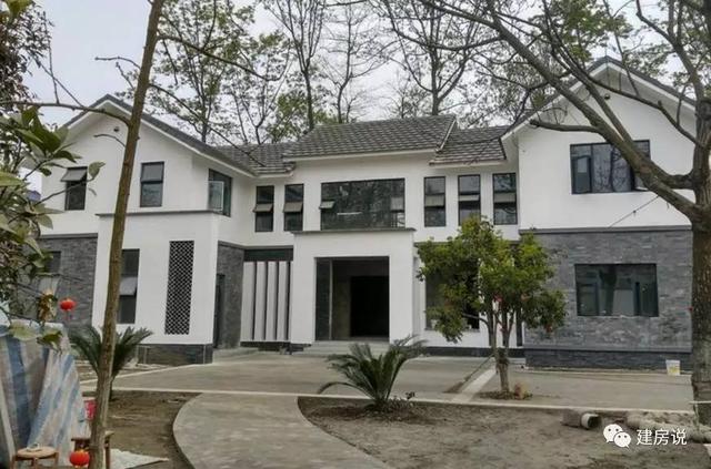 网友40万自建农村别墅三合院，中式花园引全村沸腾